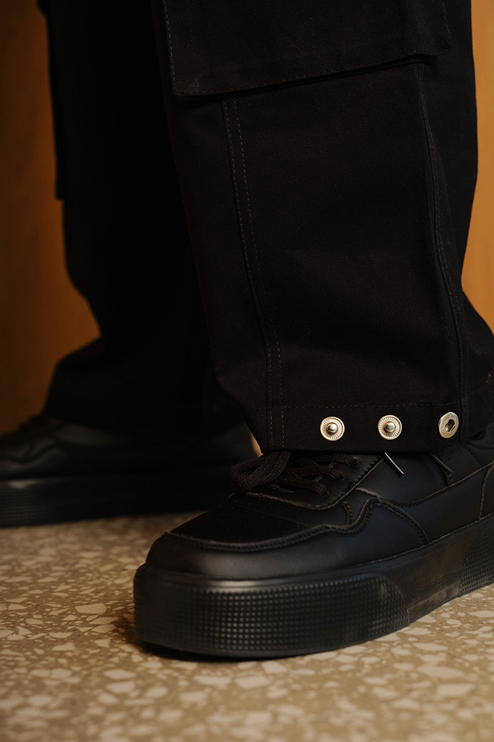 Onyx 8 Pockets Cargo Pant