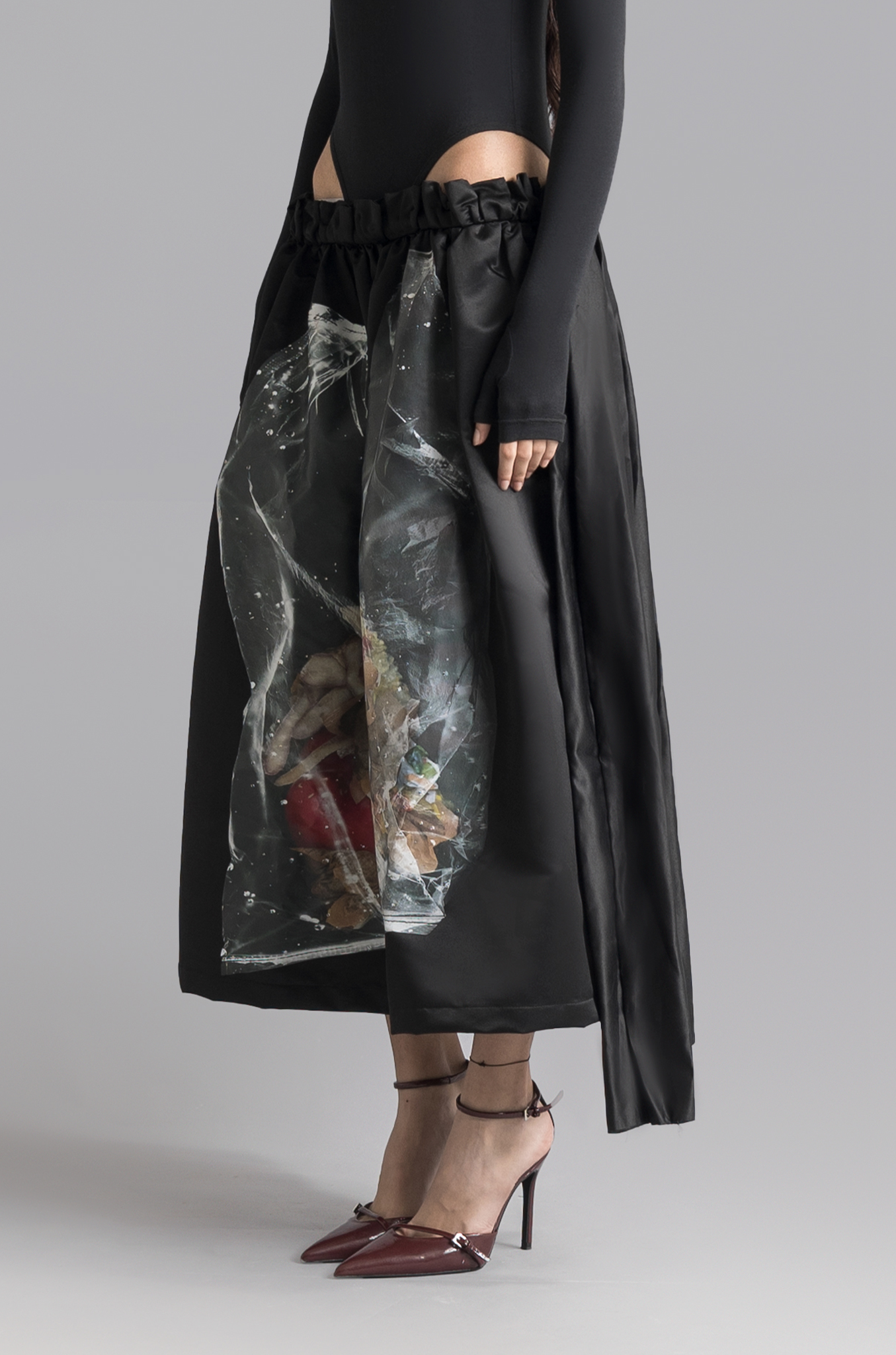 'Garbage' Gathered waist skirt (Black)