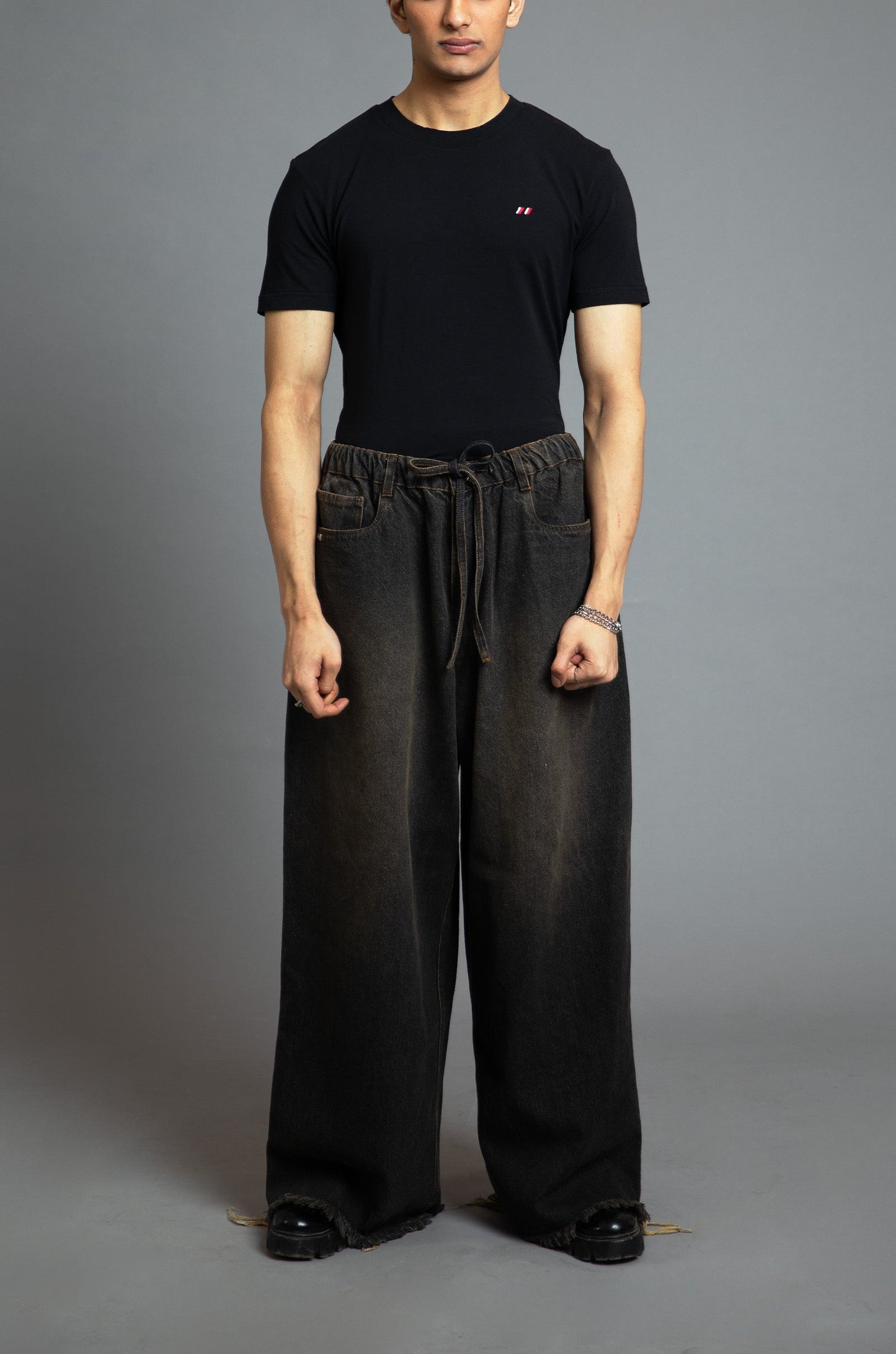 Royal Enfield Hunter 350 x HUEMN Skyline dark-washed denim (Black)