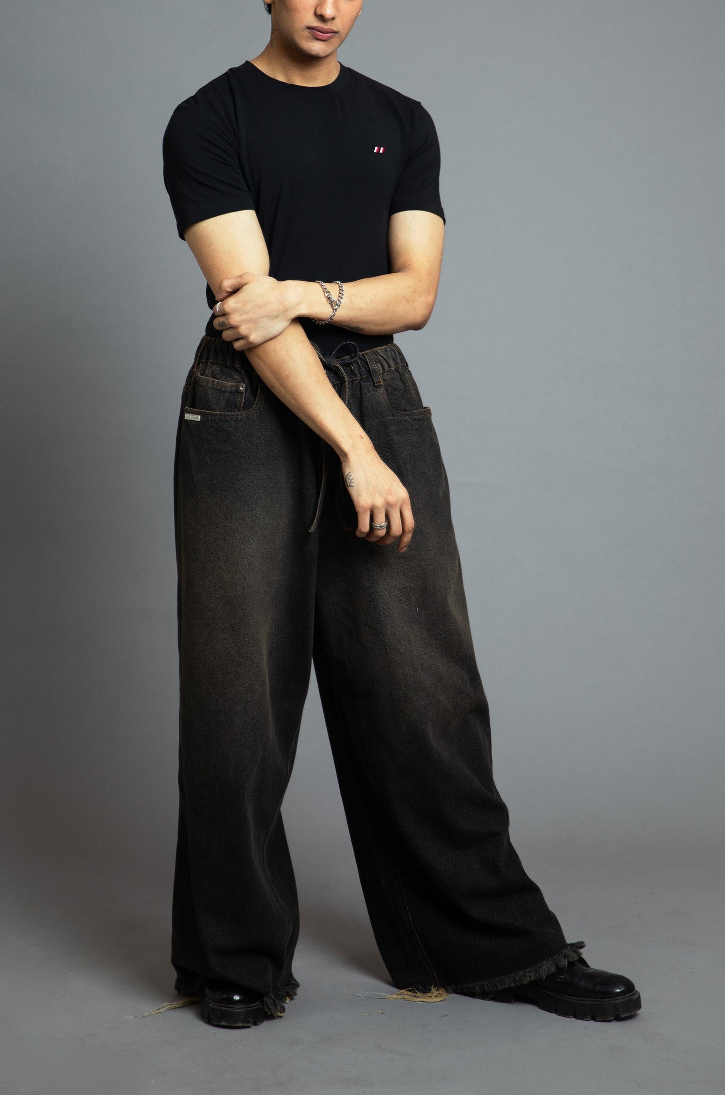 Royal Enfield Hunter 350 x HUEMN Skyline dark-washed denim (Black)