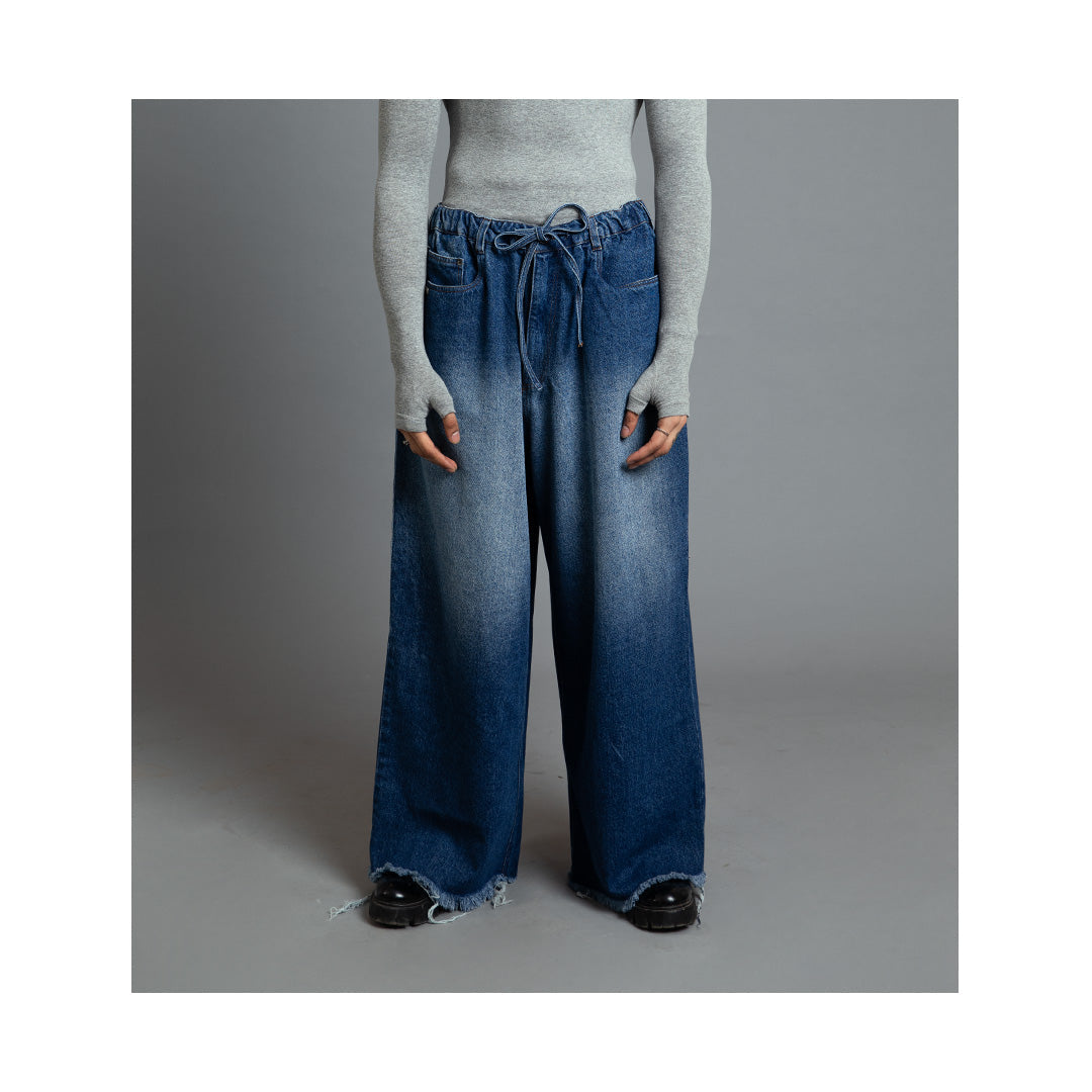 Royal Enfield Hunter 350 x HUEMN dark-washed denim (Indigo)