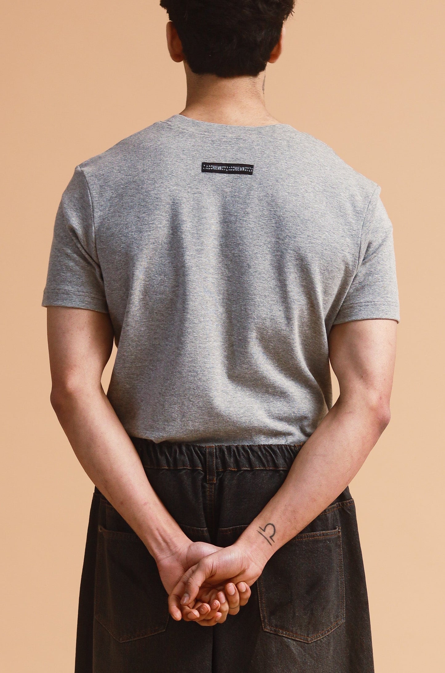 SuperHUEMN Handcrafted 'Burning Man' T-shirt (Melange Grey)