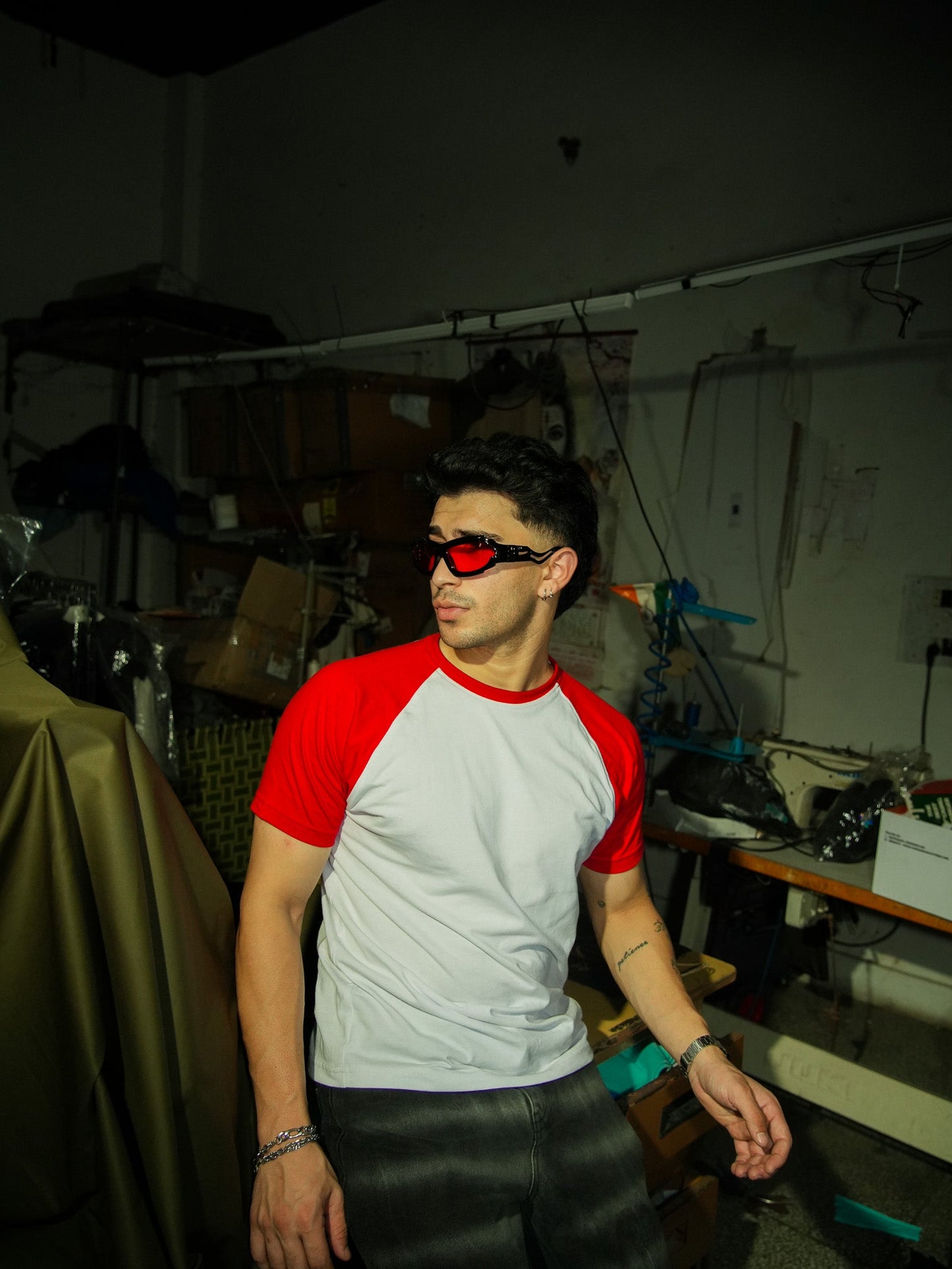 Reverse Raglan Slim Fit T-shirt - Red