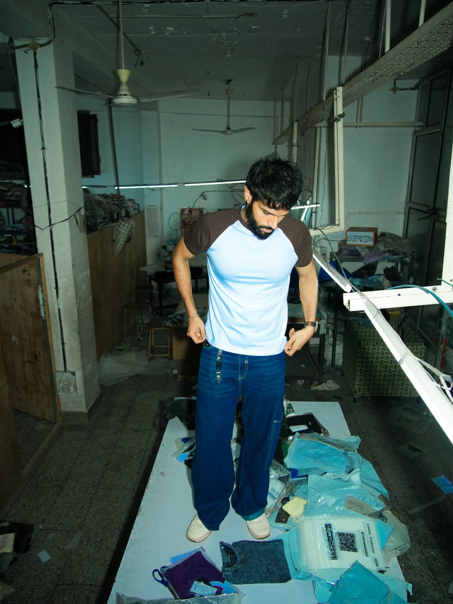 Reverse Raglan Slim Fit T-shirt - Expresso brown