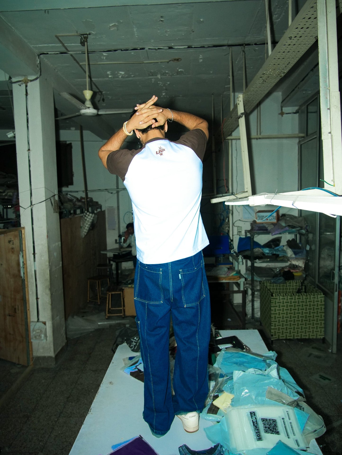 Reverse Raglan Slim Fit T-shirt - Expresso brown