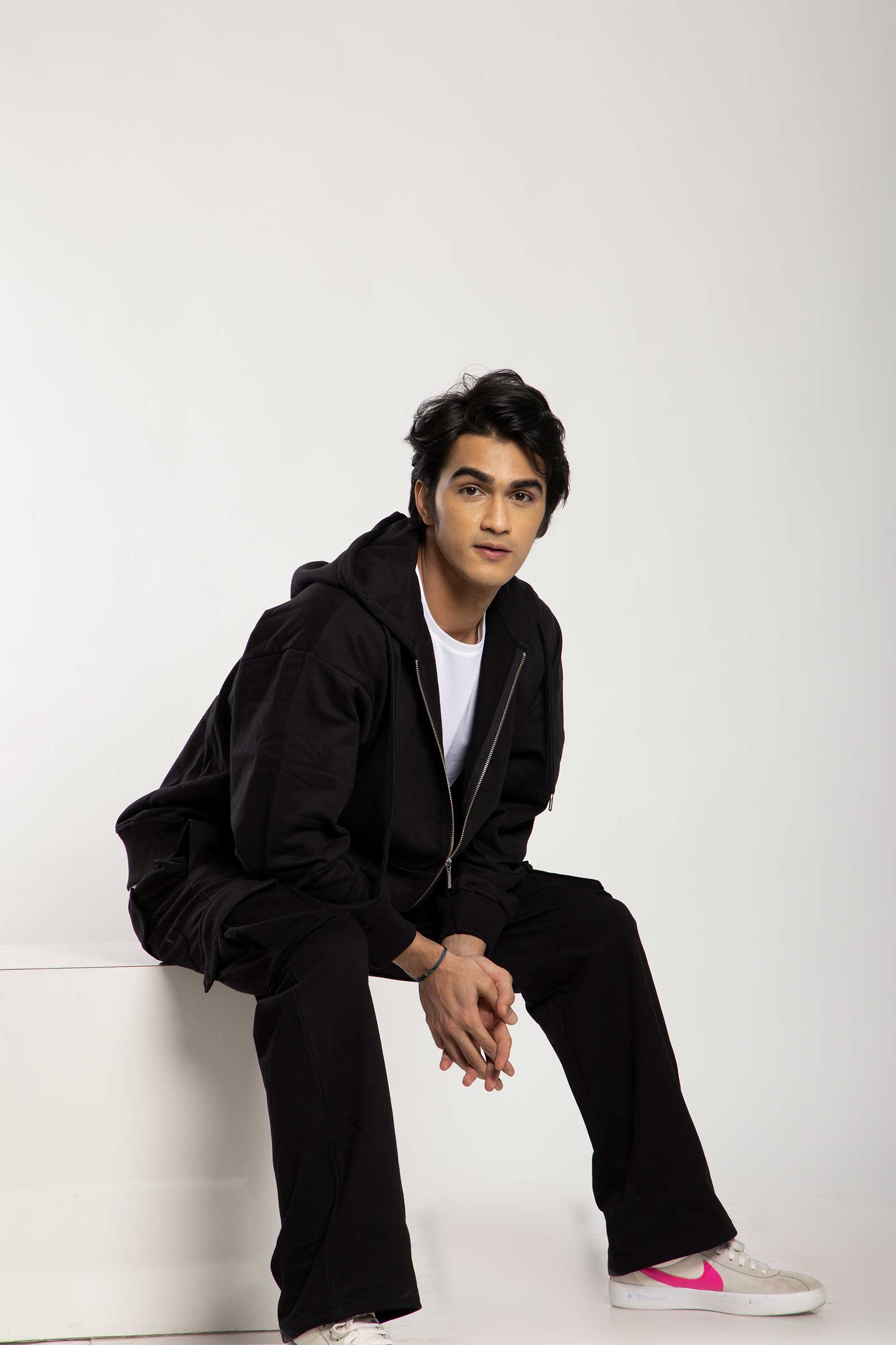 Black Oversized Zipper - Prime Fitz