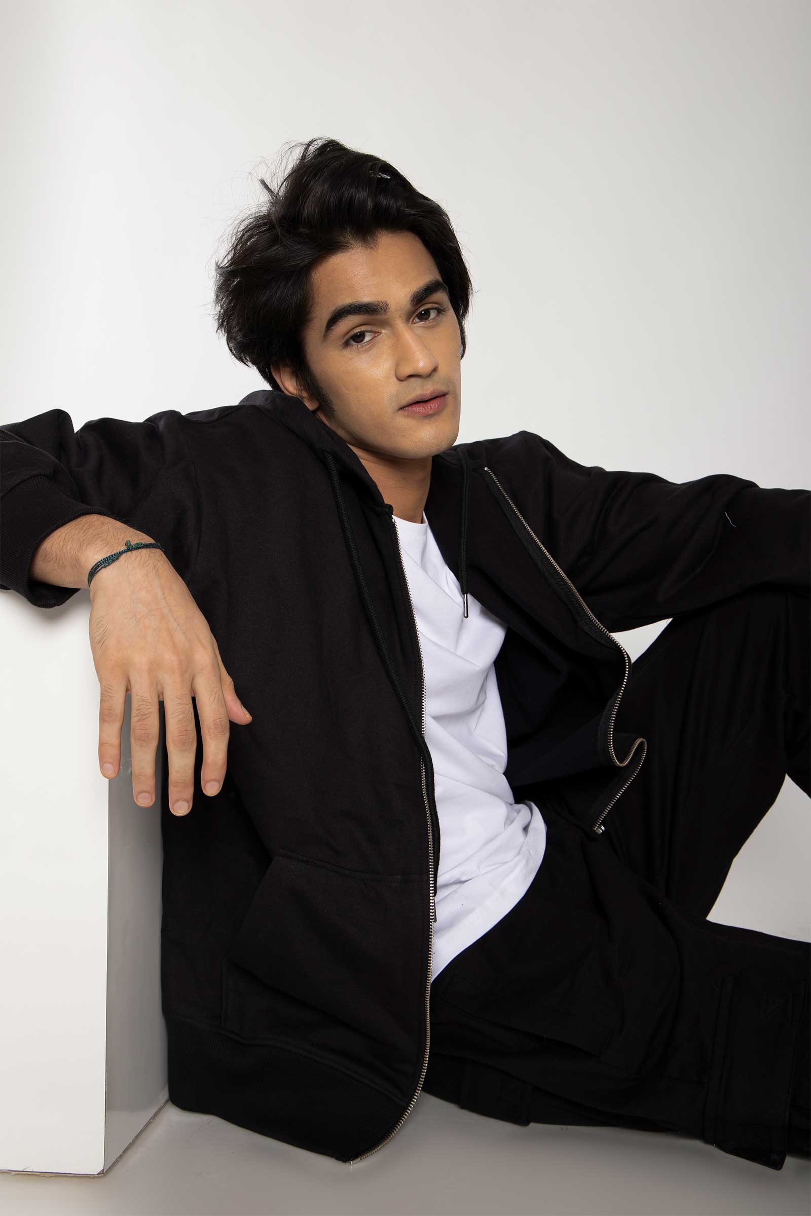 Black Oversized Zipper - Prime Fitz